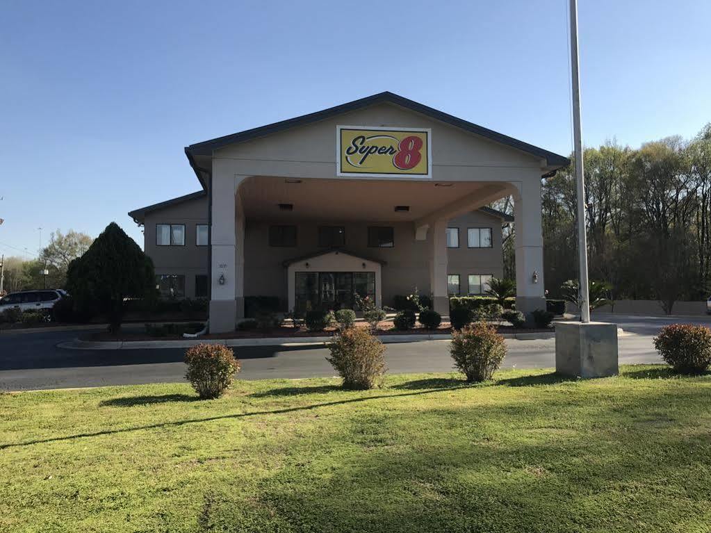 Super 8 By Wyndham Montgomery I-65 Exterior foto